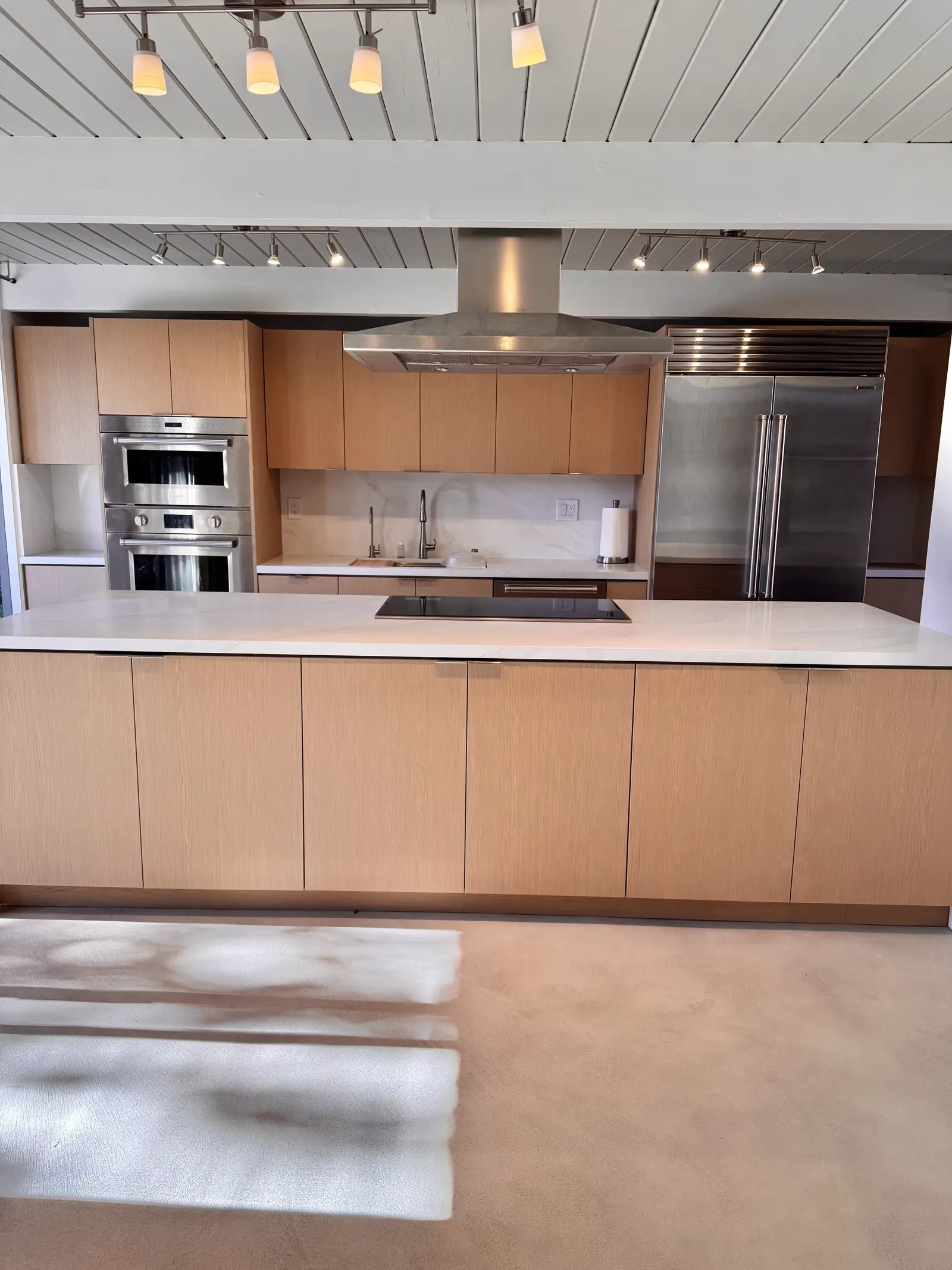 Kitchen remodel by W&W Builders Group in San Jose, CA — photo 4